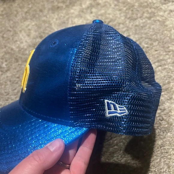 Seattle Mariners Women’s Cooperstown Collection Blue Glitter Vintage Logo Hat - Picture 6 of 6